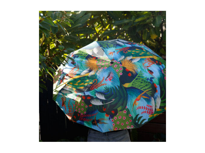 Moana Road Umbrella Wahine in Water