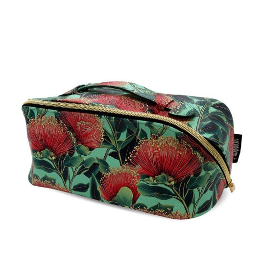 Toiletry Bag Geraldine Pohutukawa & Wahine in Water